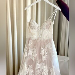 Brand New Never Worn Ivory and Mocha Madi Lane “Avery” wedding dress